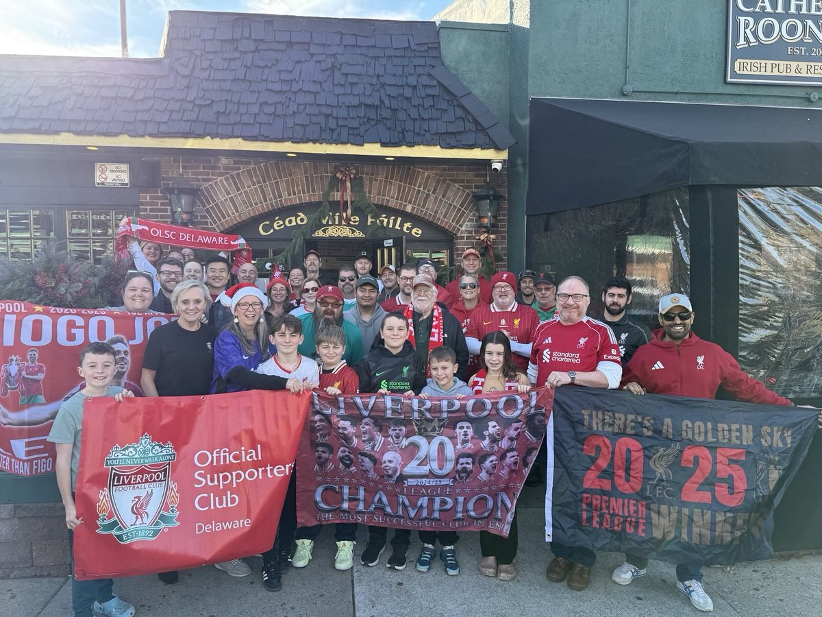 OLSCDelaware's tweet image. Twas the day before Christmas &amp;amp; our hats have arrived!! 

#firststatereds wishing our members happy holidays + a peaceful New Year 🎄⛄❄️

Hats will be available for pickup at Saturday's @liverpoolfc 10 am match @catherinerooneys.

#YNWA 
#UTR 
#myplmorning 
#OLSCFamily