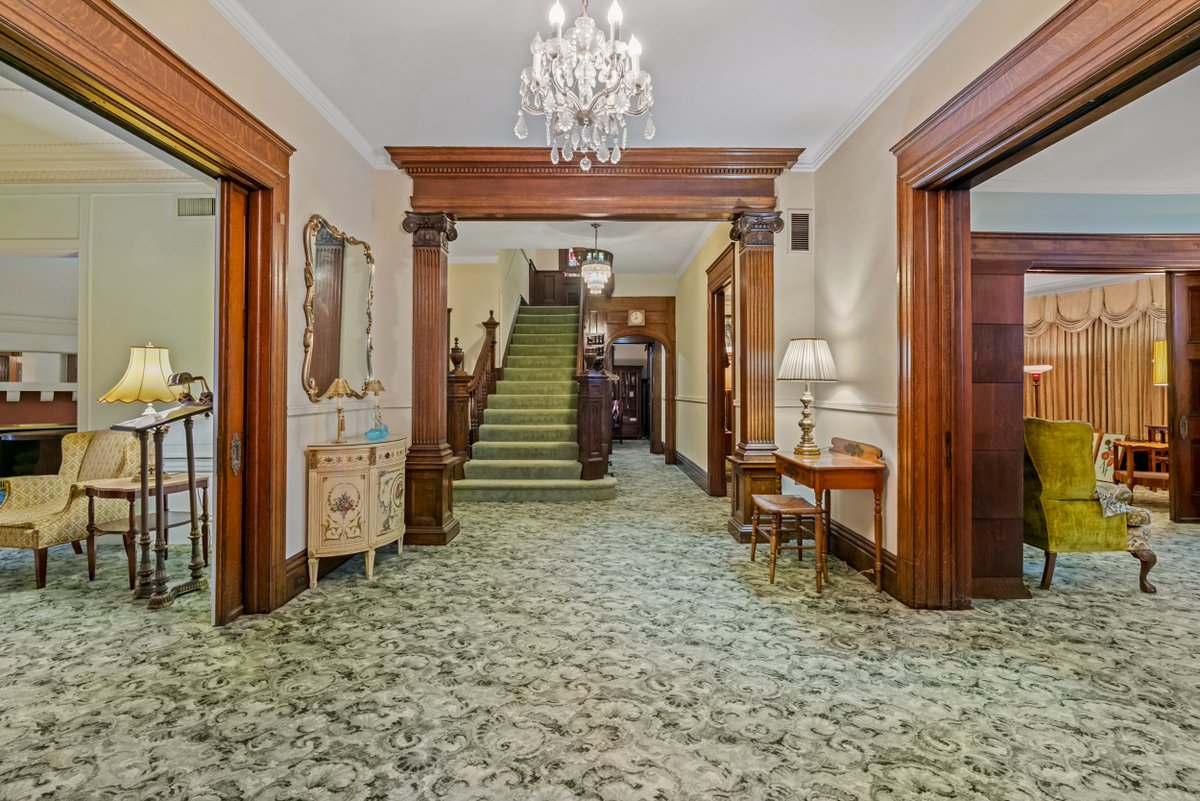 zillowgonewild's tweet image. Did you know that For only $75,000 in Mckeesport PA you can buy this all brick now funeral home