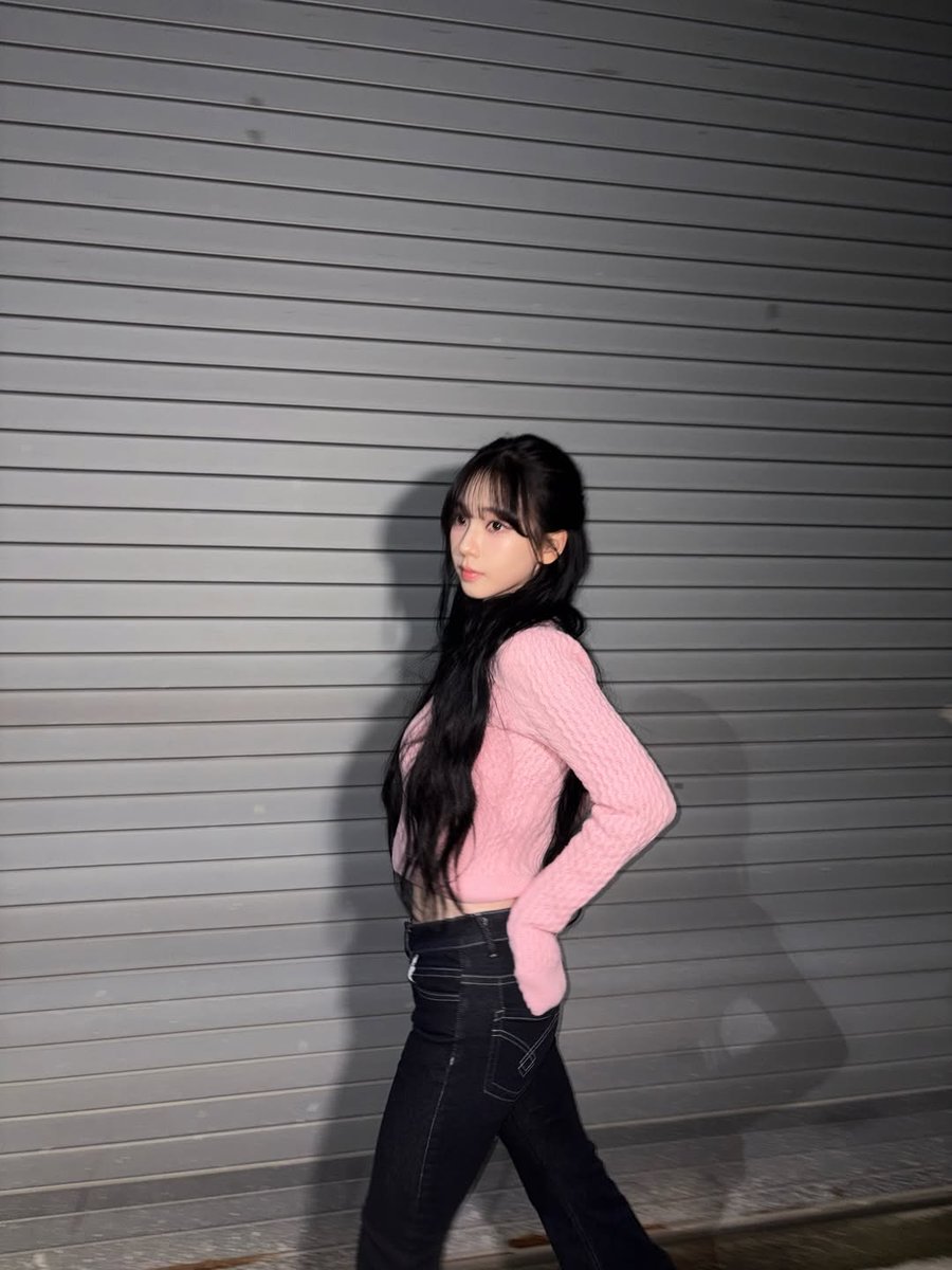 kayiunau's tweet photo. ⓘ Rose-tinted moments
ⓘ Cotton candy dreams
ⓘ Soft pink, look mood.
ⓘ Soft pink, soft soul. https://t.co/FPX7QB4ni8