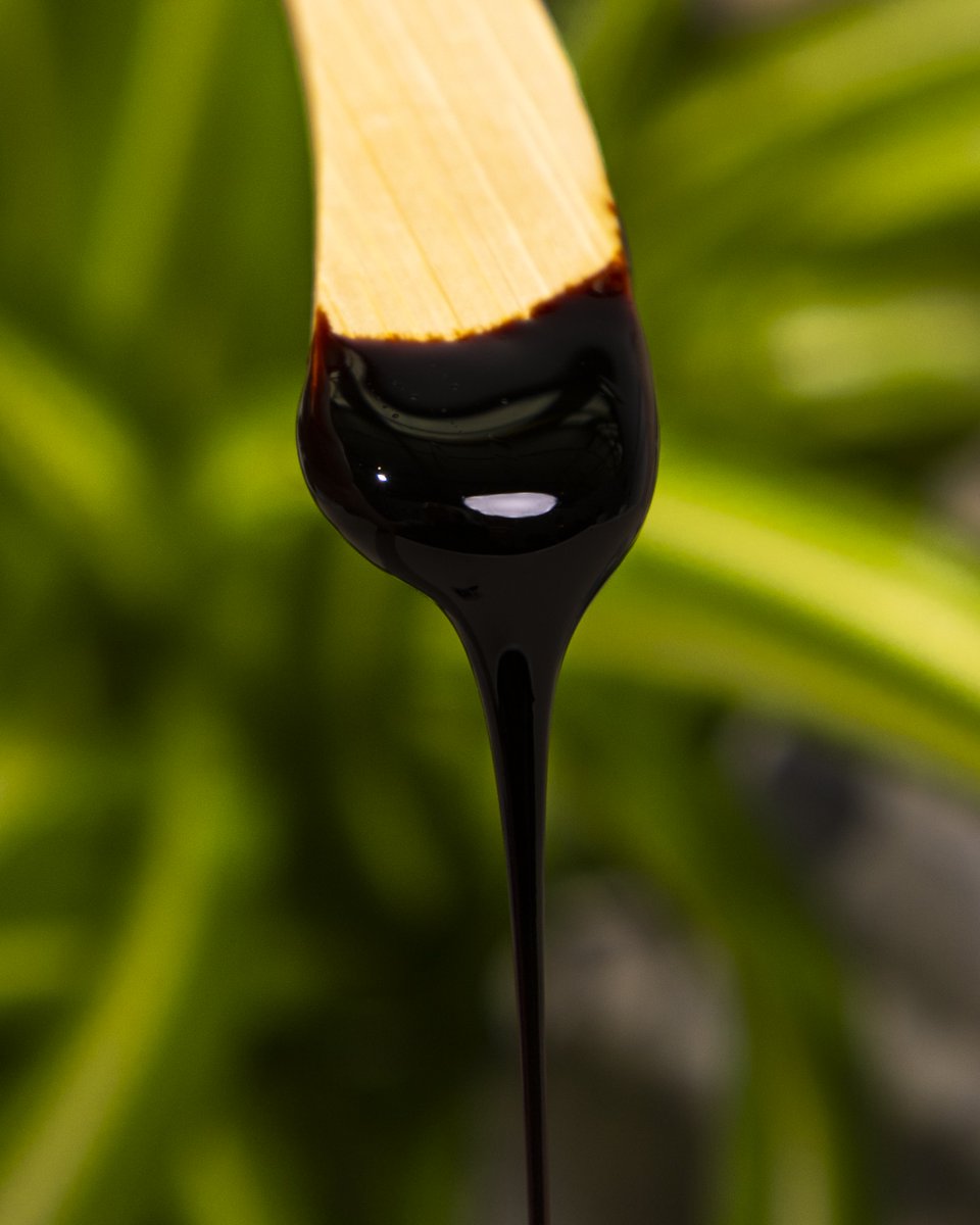 FromSors's tweet image. This is how real Shilajit should look - a thick, smooth, and slow-moving resinous consistency.

At SÔRS, we can confidently say we offer some of the purest Shilajit on the market.

#shilajituk #himalayanextract #slowwellness #shilajitbenefits #earthbornenergy