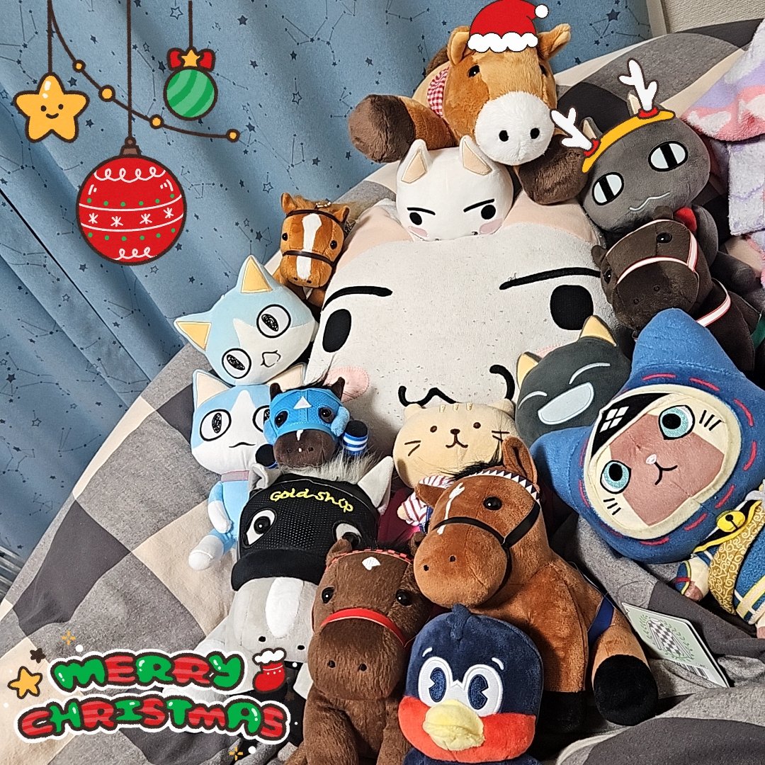 hachimitsusuzuk's tweet image. メリークリスマス🎄✨
最近、はちみつ家のメンバーが一気に増えたのでエラいことになりました💦

#アドベントロカレンダー2025
#どこいつマス
#ぬい撮り
#はちみつ家近況報告🍯