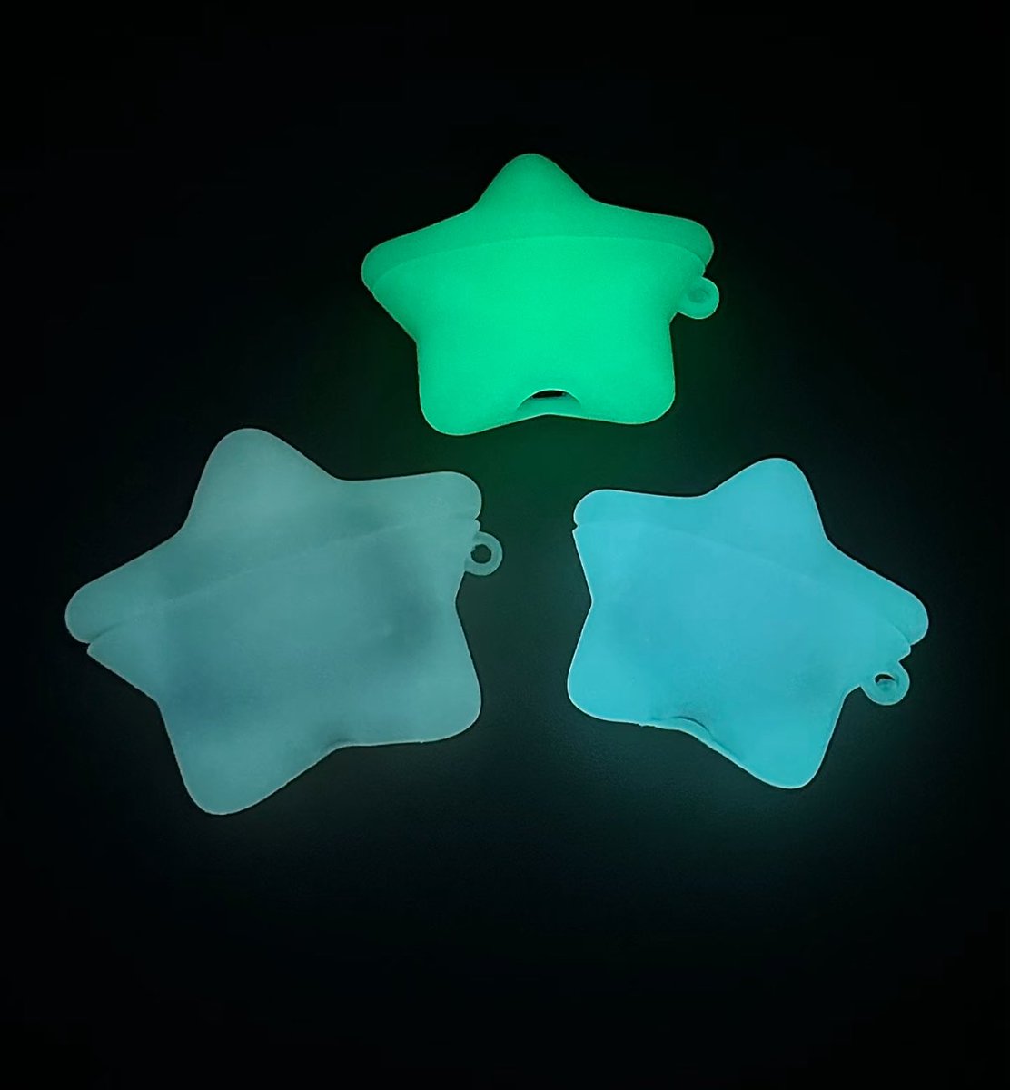 RT이벤트
01/03에 추첨을 통해 1분께 귀여운 제품을 드립니다
witchform.com/payform/?uuid=…
--------------------------------
여러분~안녕하세요!
저희 귀여운 야광 별 에어팟 케이스 판매가 시작되었습니다!
witchform.com/payform/0ZHZKU…