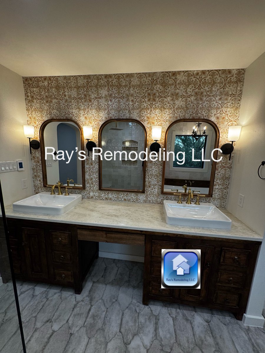 RayGuzman1's tweet image. Really enjoyed working on my latest residential project. Hacienda / southwest inspired design. Customer designed every part of the home herself. She has a good eye for design and great taste in choice material used. Wonderful family that will enjoy the home for years to come.