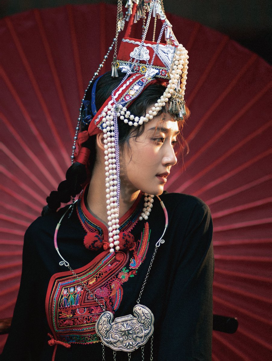 for0927x's tweet photo. 251224 Lu Yuxiao Weibo update

“On the day we left Xiamen, we rushed to experience the clothing of the She ethnic group in Fujian. Looking up and down, we were all guests with bird wings in Phoenix Mountain.”

#LuYuxiao #卢昱晓 https://t.co/vIevV4bEP8