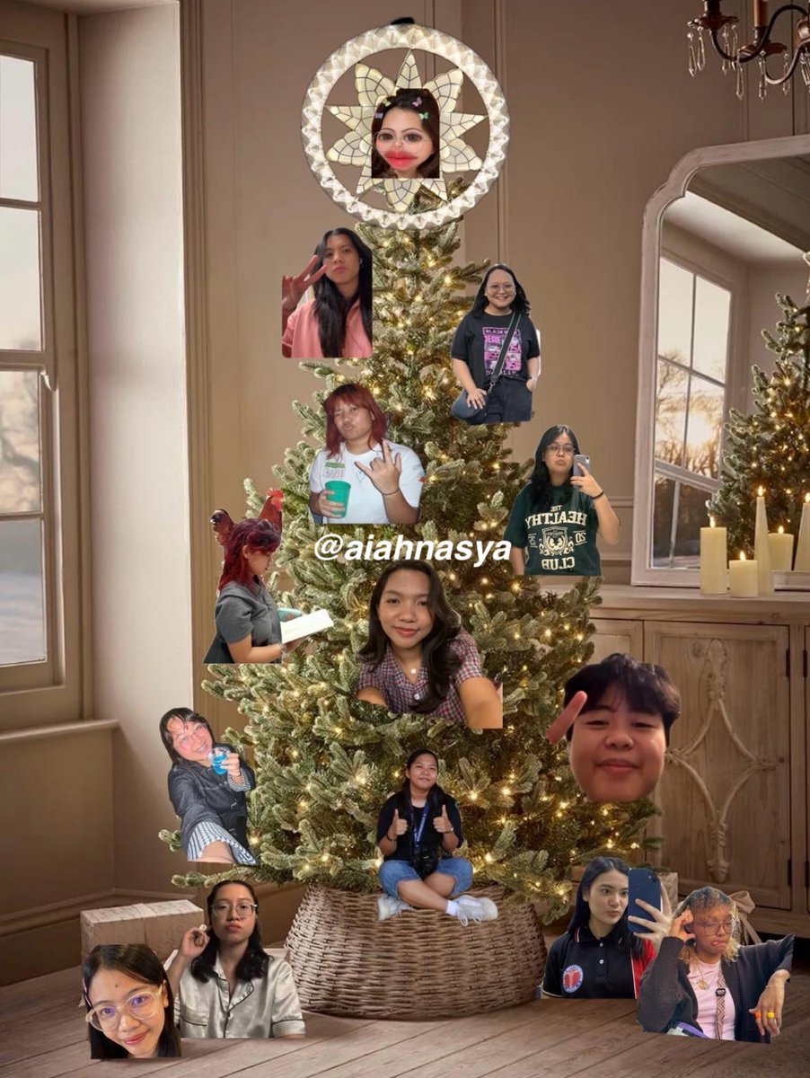 httpbosley's tweet photo. Merry Christmas from my family to yours! 😇🎄✨️

#Stickiii #Xmas2025 https://t.co/FoGg4kUzBU
