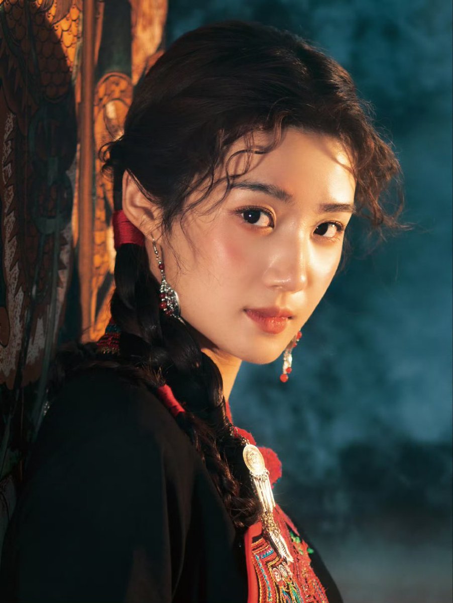 mingyibozai's tweet photo. I LOVE how #LuYuxiao always gives us updates omg, I'm so lucky as a fan 😭😭💕 too beautiful https://t.co/8ktZVr9HoQ