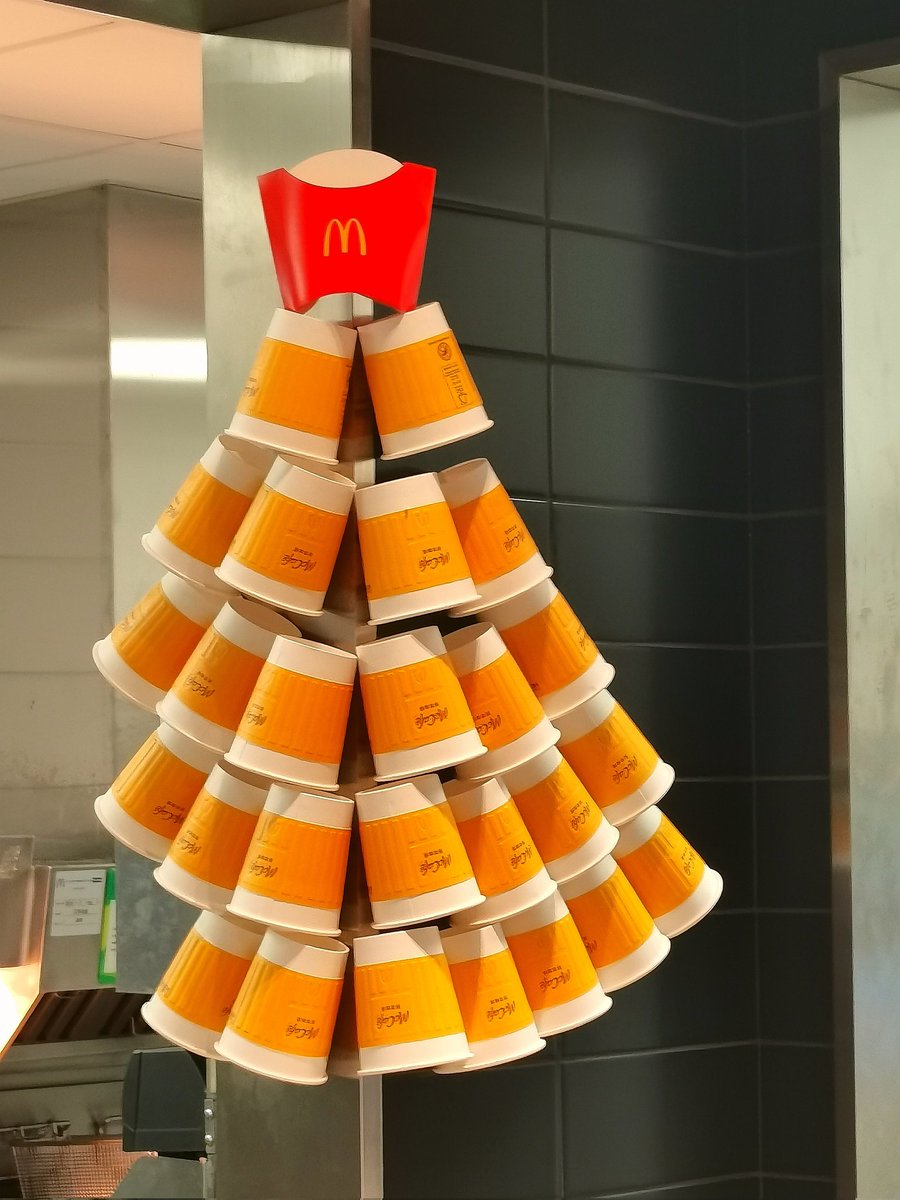 Lara and robots（互fo互关） tweet media