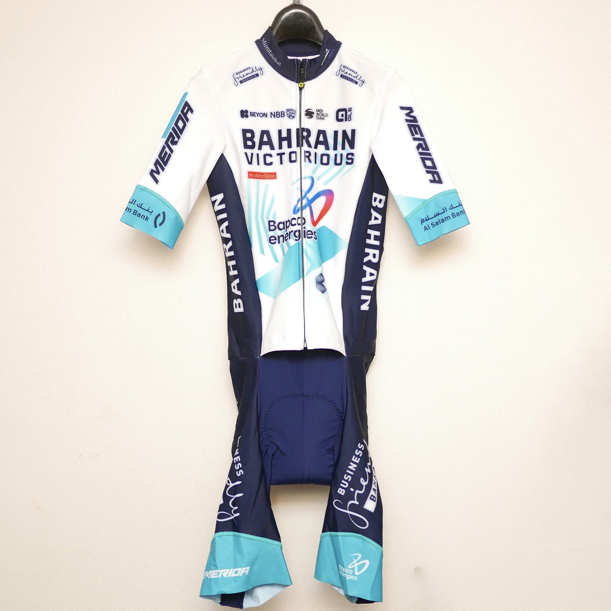 選手支給品 バーレーンヴィクトリアス 非売品 チームフーディ パーカ プロチーム 選手支給品 バーレーンヴィクトリアス チームフーディ パーカ プロ