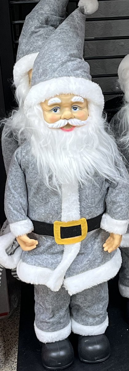 cakealatake's tweet image. Ya ni papá Noel quiere ser rojo.
Feliz Navidad a todos!