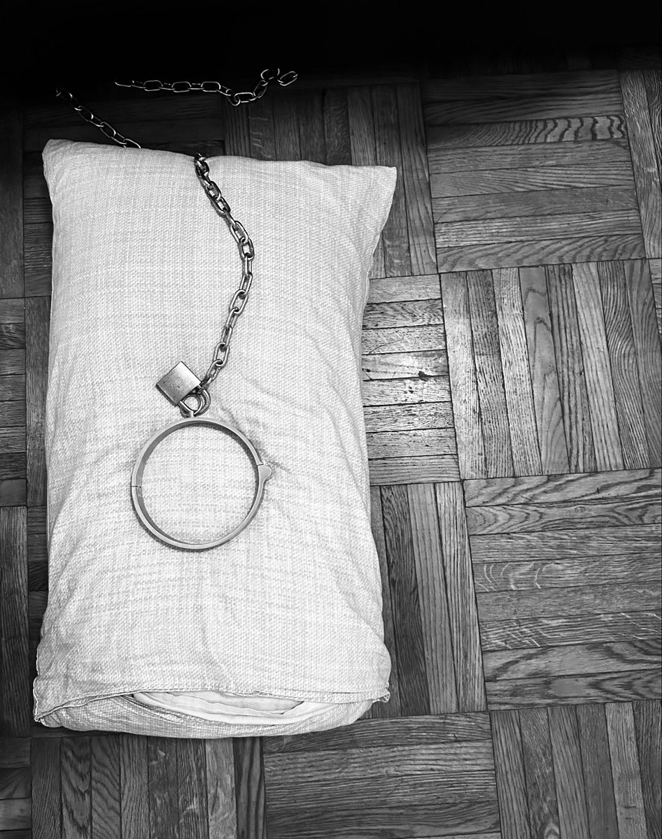 Thenotarymaster's tweet image. It’s Christmas Eve boy, this is where you will spend the next 48 hours.
While I enjoy my drinks you will recycle,
While I enjoy turkey stuffing you will be stuffed,
While I open my presents, you will be given the gift of sight to see me smile opening slave gifts.
Want to further…