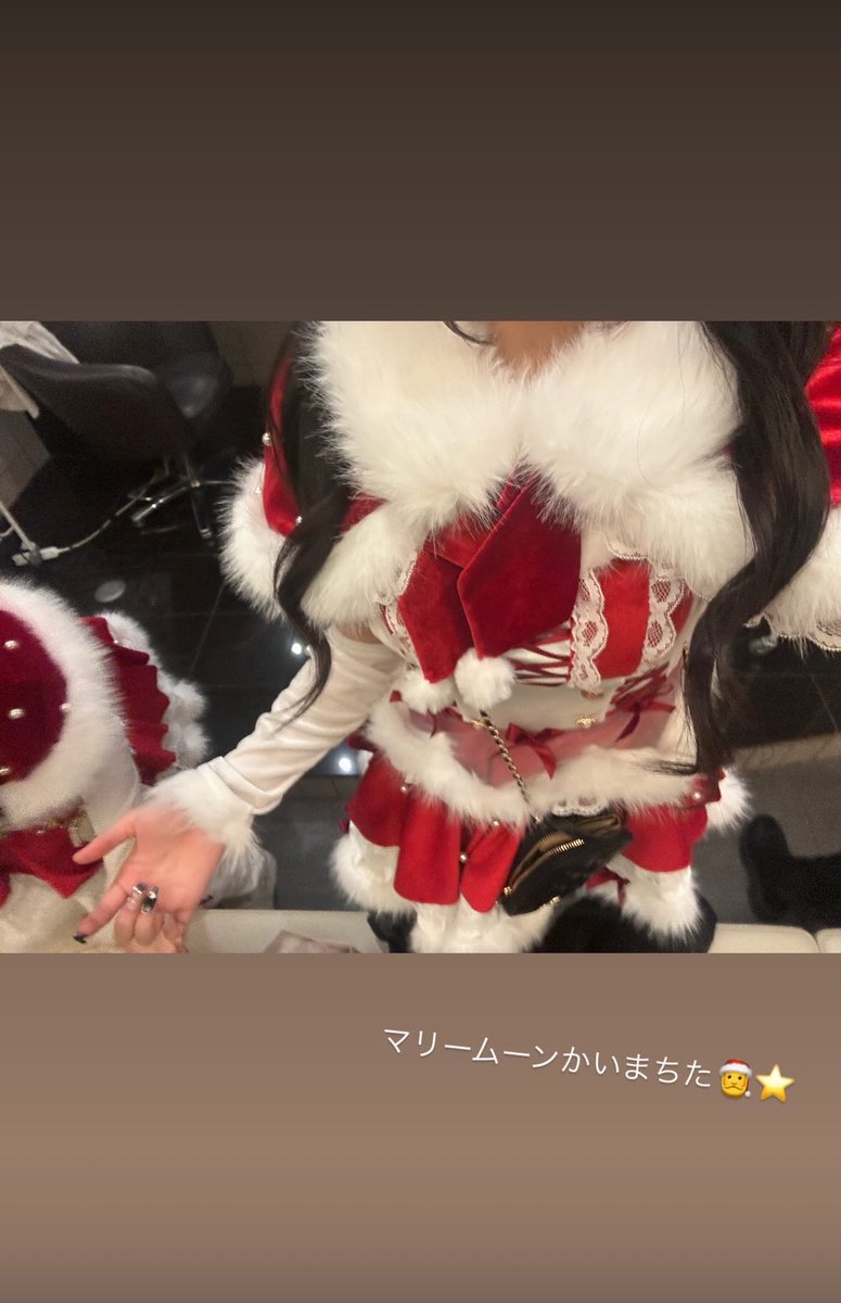 八月 tweet media