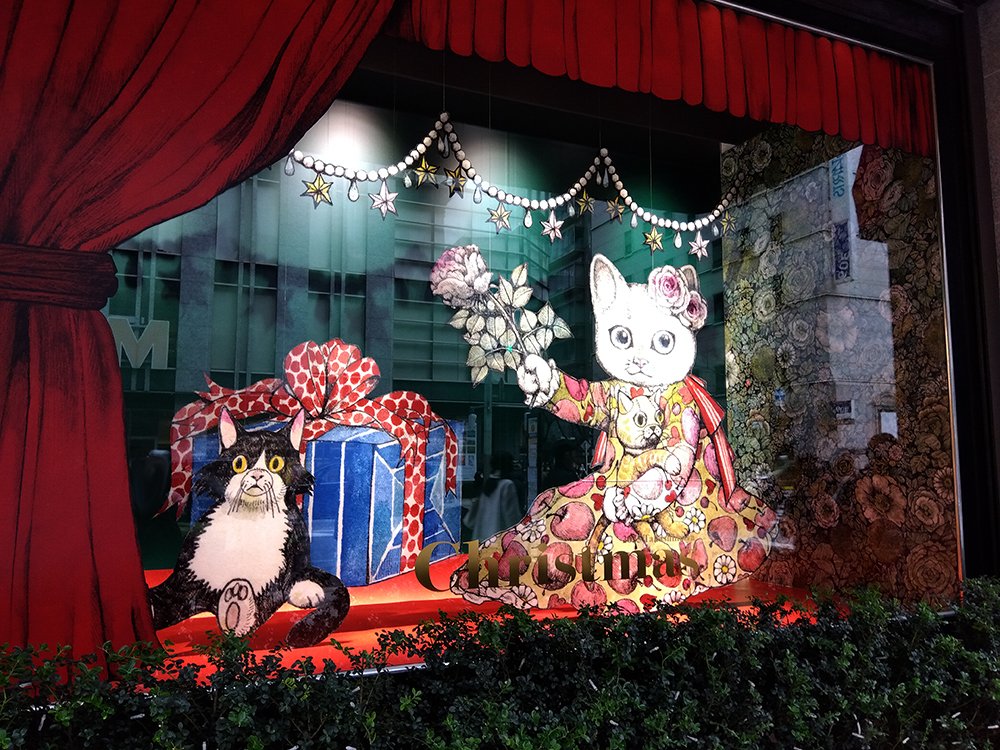 fcfd7's tweet image. ✨メリクリ✨🎄先日行った高島屋でヒグチさん🐱🎄展示が可愛かった