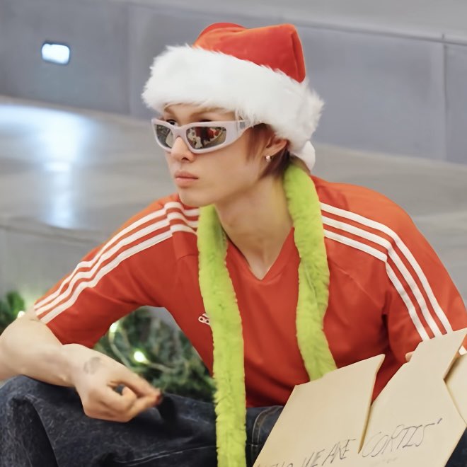 swagkercii's tweet image. #MARTIN #마틴 ⭑ SANTIN (♥️) IS SO COOL