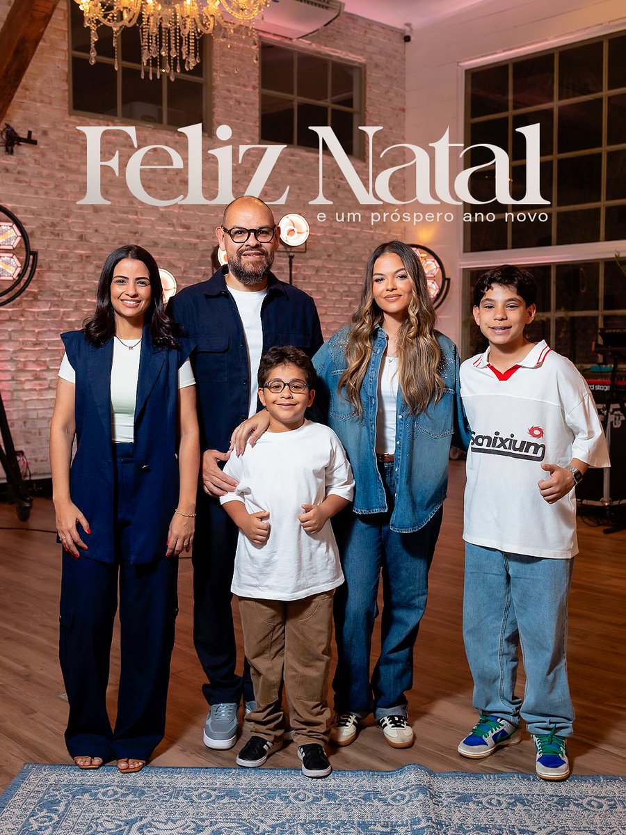 prmarcussalles's tweet photo. Feliz natal. Jesus nasceu https://t.co/Tx80G1vfcy