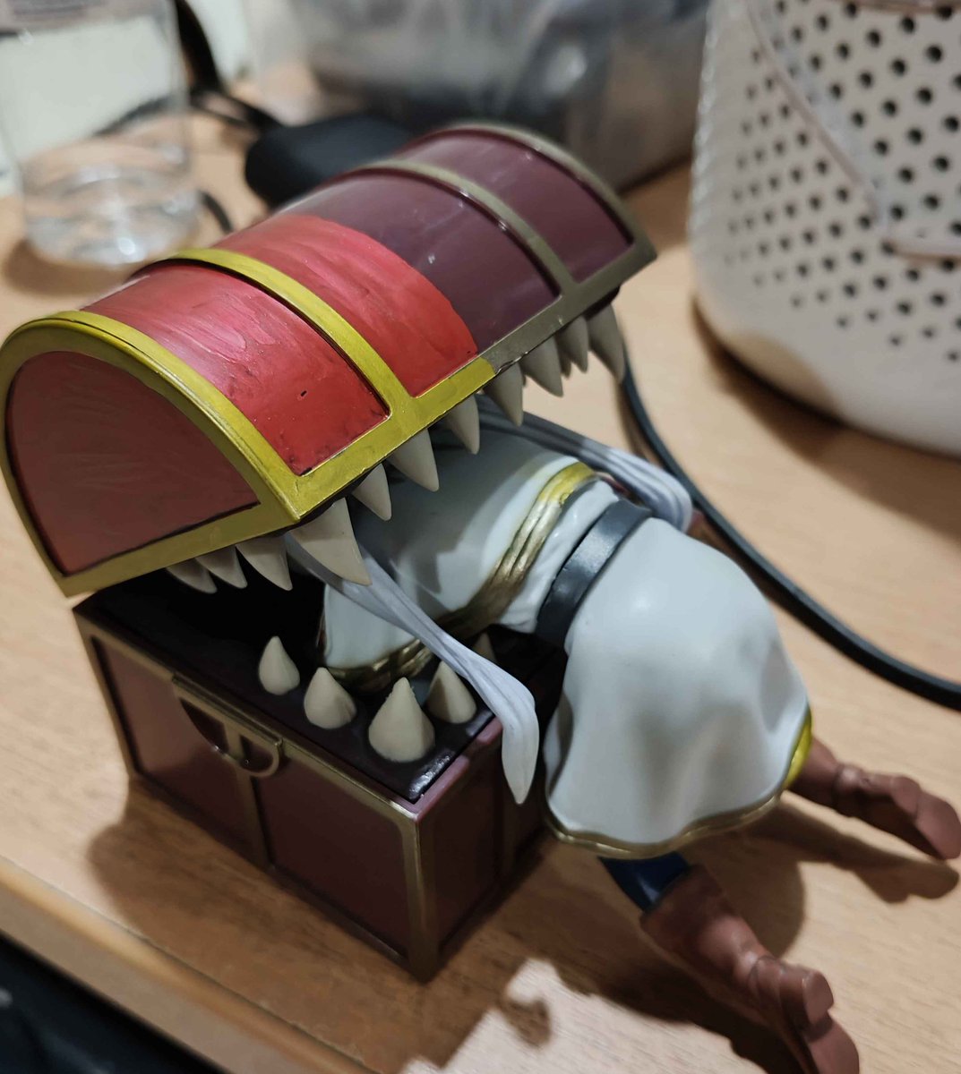 final222's tweet image. When you decided to buy cheap knockoffs to learn coloring (acrylic markers)