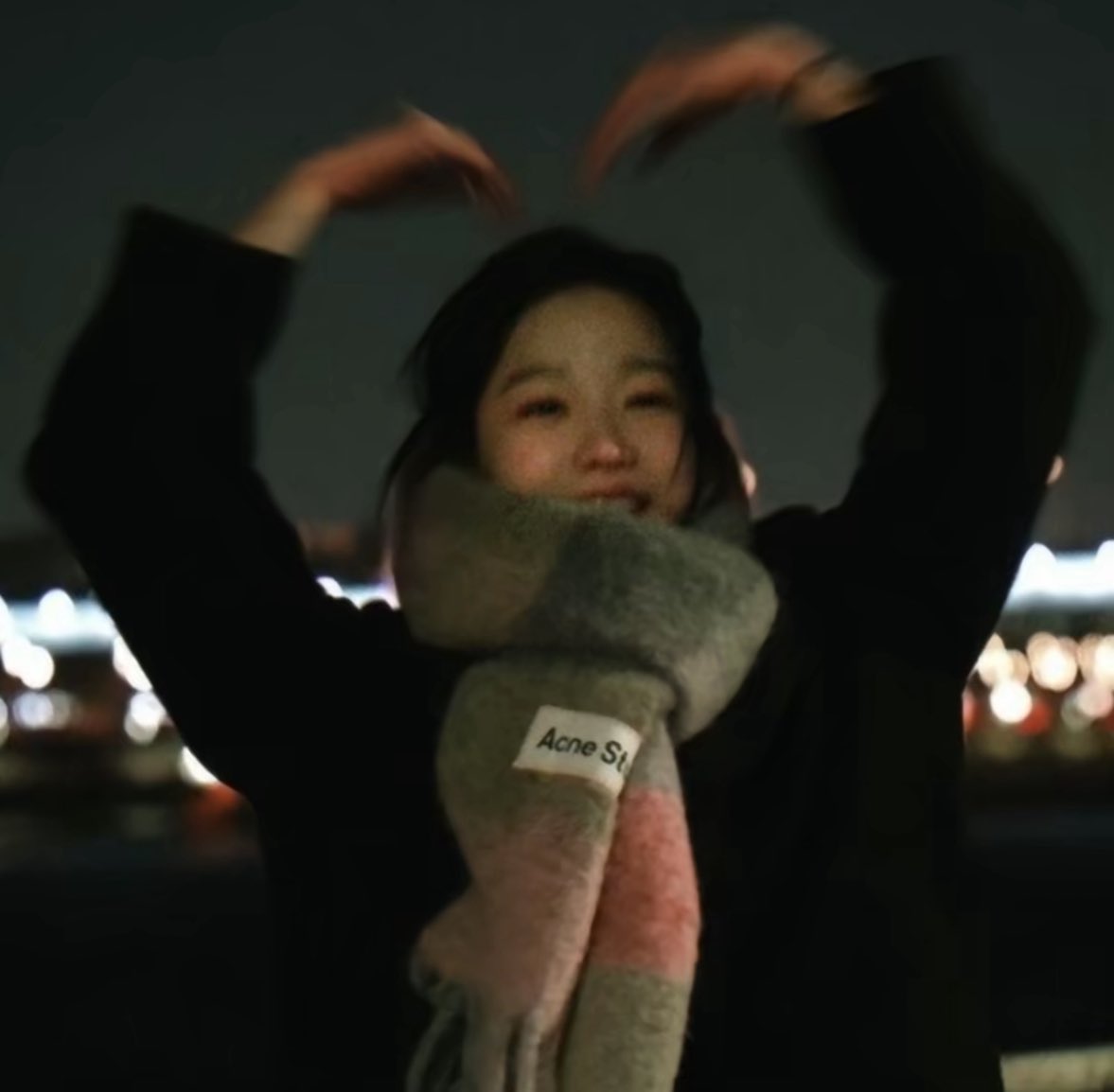 gamjayul1022's tweet photo. #조유리 메리유리스마스! https://t.co/0TaqhR9aLy