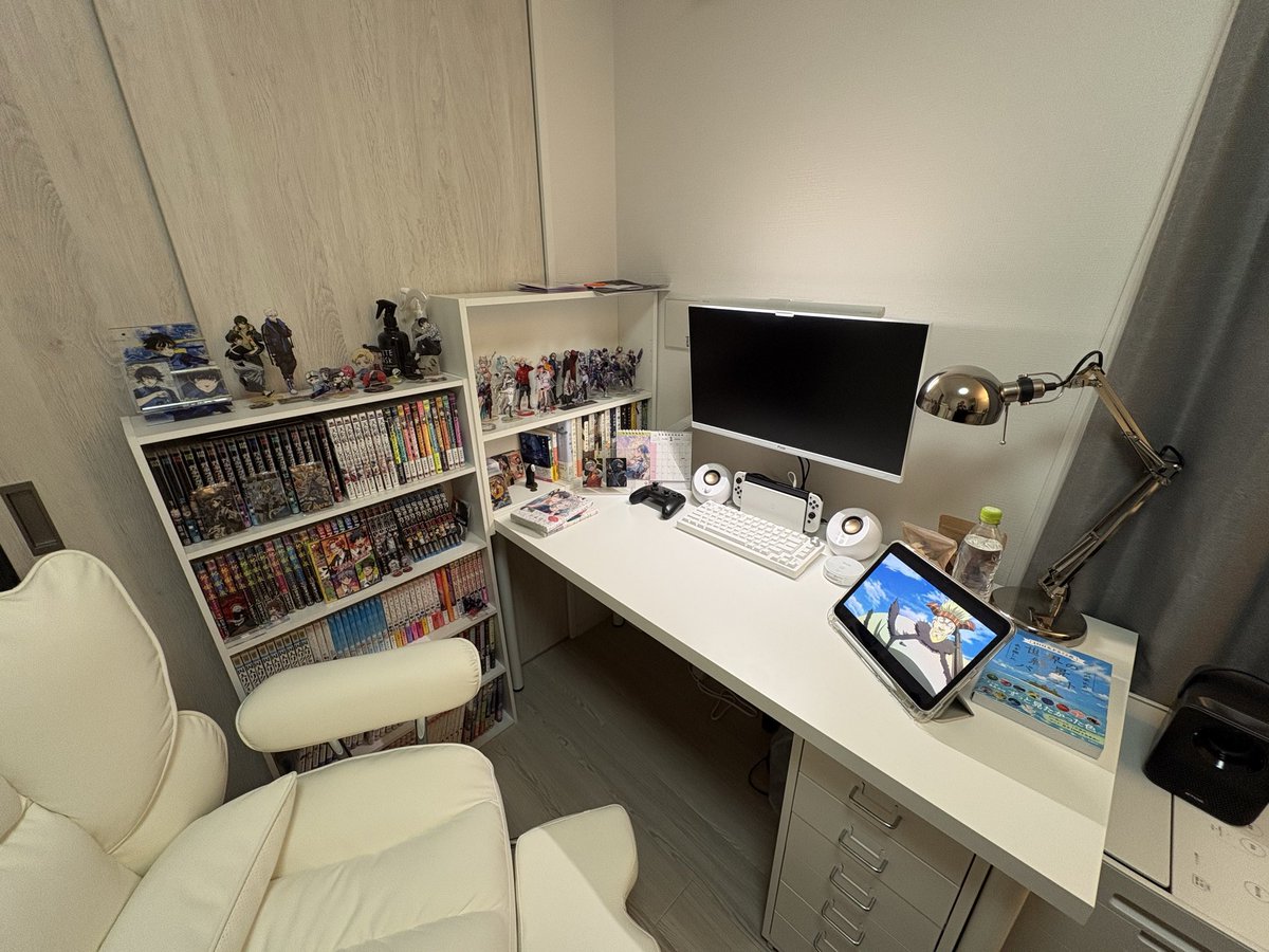 ︎︎☁ tweet media