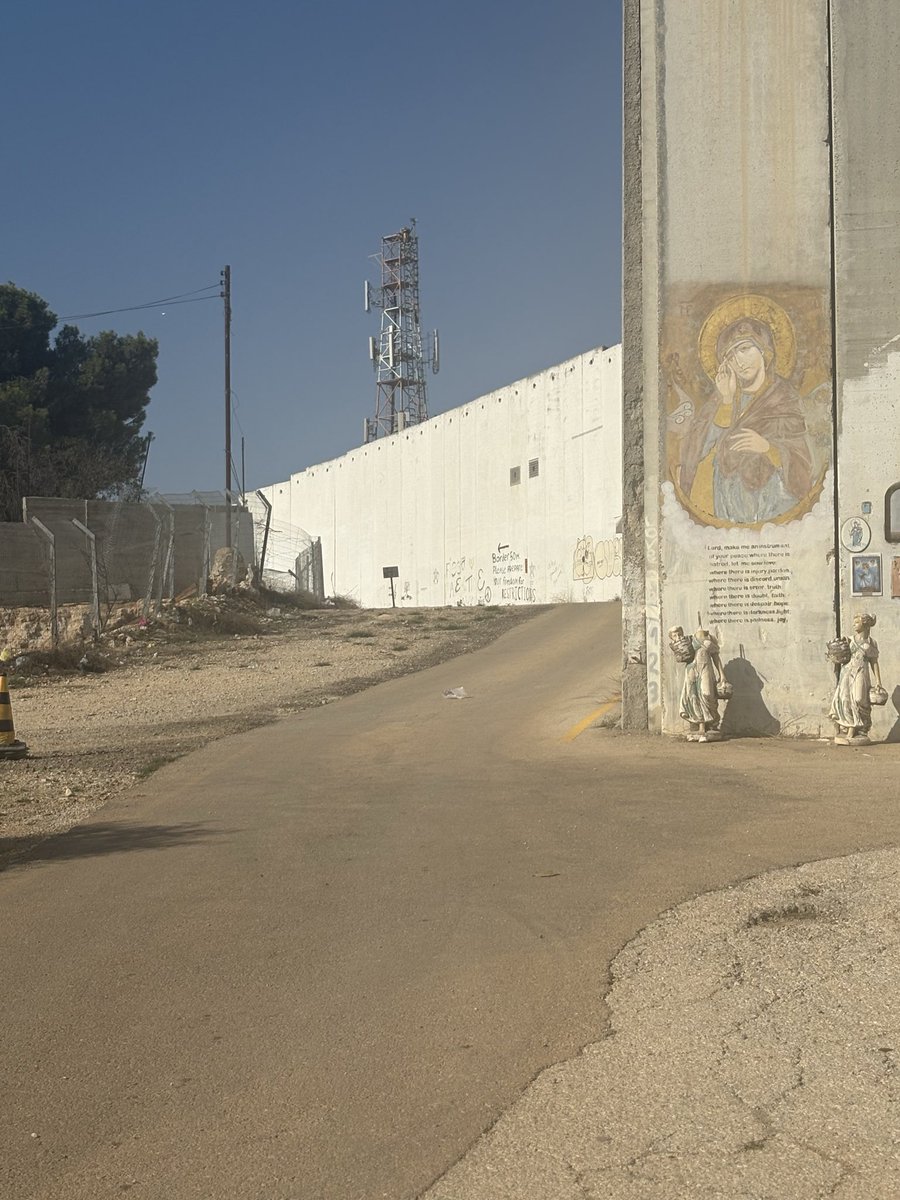 nour_odeh's tweet image. The birthplace of Jesus - Bethlehem, 🇵🇸 - is walled off from the world by Israel, shrunk to less than 15% of its size by land grab &amp;amp; isolated from its twin city Jerusalem. Yet Christmas for Palestinians is a joyous national holiday of hope in justice. Merry Christmas to all.