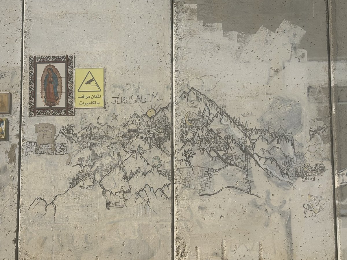 nour_odeh's tweet image. The birthplace of Jesus - Bethlehem, 🇵🇸 - is walled off from the world by Israel, shrunk to less than 15% of its size by land grab &amp;amp; isolated from its twin city Jerusalem. Yet Christmas for Palestinians is a joyous national holiday of hope in justice. Merry Christmas to all.