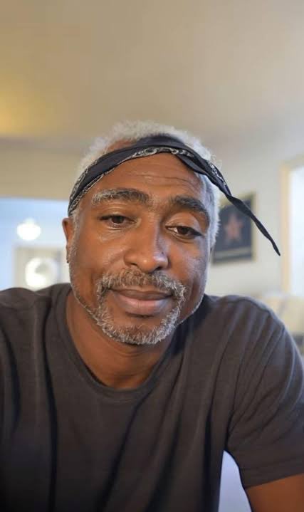 oldskoolbballx's tweet image. Tupac Shakur if Ben Simmons was the shooter