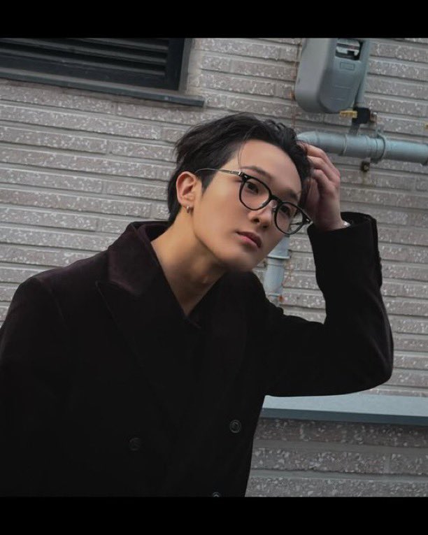 BIuePrintSM's tweet image. [INSTAGRAM📸] 251224

𝙄𝙛𝙩𝙝𝙖𝙩𝙬𝙤𝙧𝙠𝙨 
.
.
.
.
.
𝐒𝐞𝐥𝐟 𝐜𝐚𝐫𝐞, 𝐈'𝐦 𝐭𝐫𝐞𝐚𝐭𝐢𝐧' 𝐦𝐞 𝐫𝐢𝐠𝐡𝐭 
𝐇 𝐲𝐞𝐚𝐡, 𝐰𝐞 𝐠𝐨𝐧' 𝐛𝐞 𝐚𝐥𝐫𝐢𝐠𝐡𝐭 
( WE GON’ BE ALRIGHT ) 

#xikers #싸이커스 #수민 #SUMIN #SUSUTD