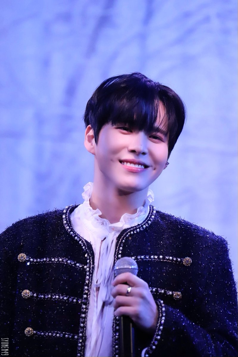 SYONEN49's tweet photo. 20251223
Doha Christmas Live

#박도하 #도하 
#DOHA #parkdoha #ドハ https://t.co/6uYcdAC40W