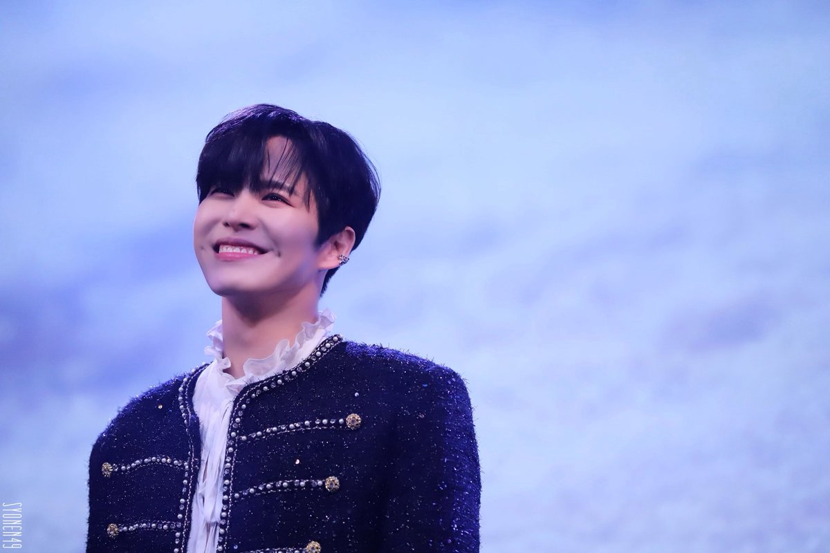 SYONEN49's tweet photo. 20251223
Doha Christmas Live

#박도하 #도하 
#DOHA #parkdoha #ドハ https://t.co/6uYcdAC40W