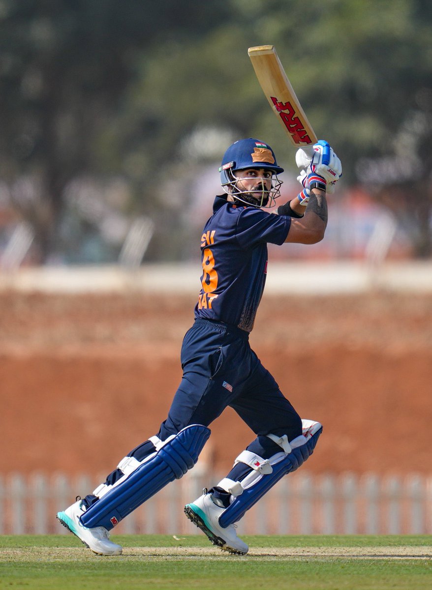 kalyanr798's tweet photo. KING SUPREMACY 💯❤️
#ViratKohli #VijayHazareTrophy2025 https://t.co/H8oZNaksos