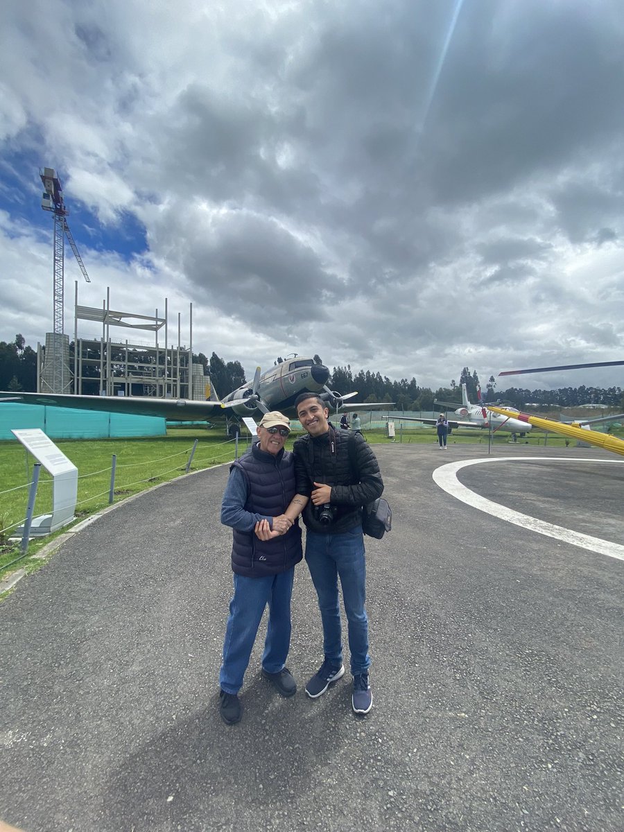El avión que le enseñó a mi abuelo a volar❤️