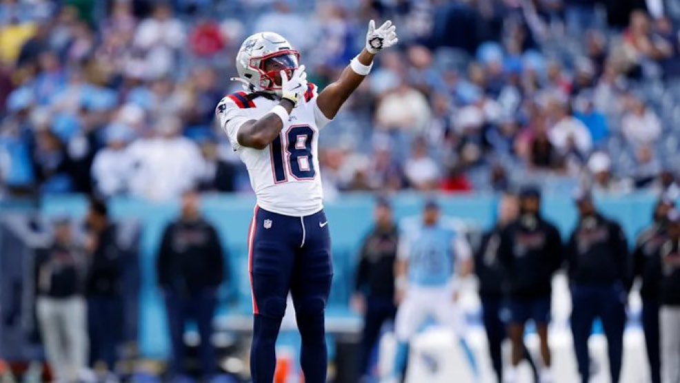 TheBostonBuzzer's tweet image. Kyle Williams is averaging 27 yards per catch to this point in the season. 

With a bit more development and involvement in the offense, I think he can serve as a legitimate deep threat for this team. 

He has a bright future ahead of him.