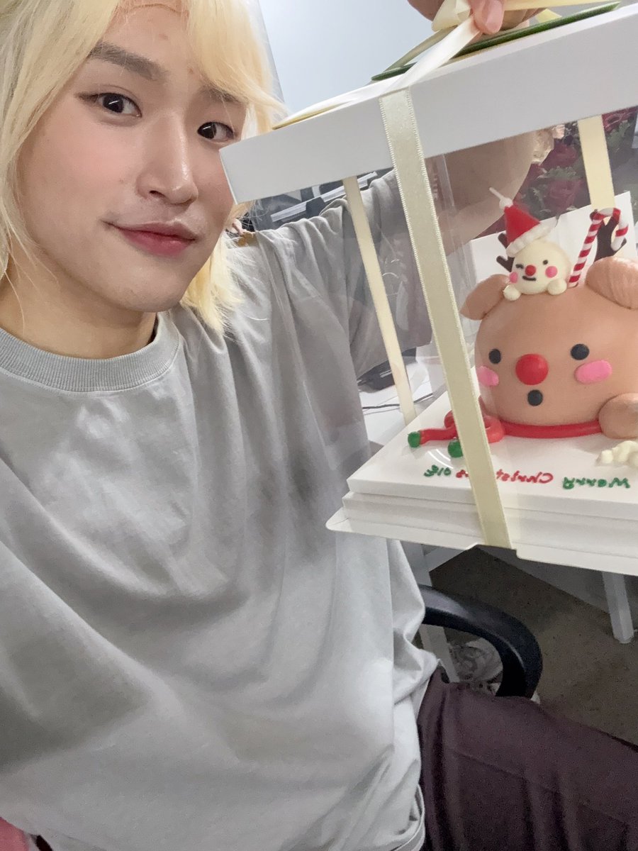 ew_0114's tweet image. 감사합니다!!
다들 메리크리스마스💕