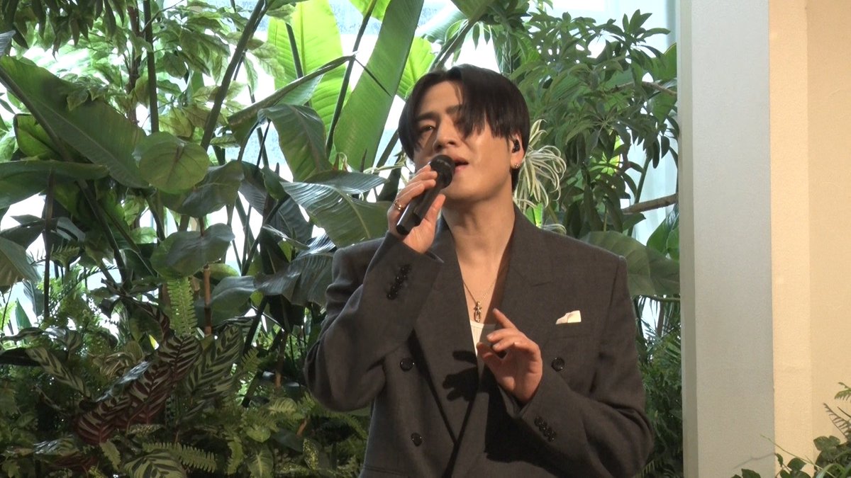 プロフ確認宜しくお願いします⭐︎ 2025年自分が選ぶ今年の4枚