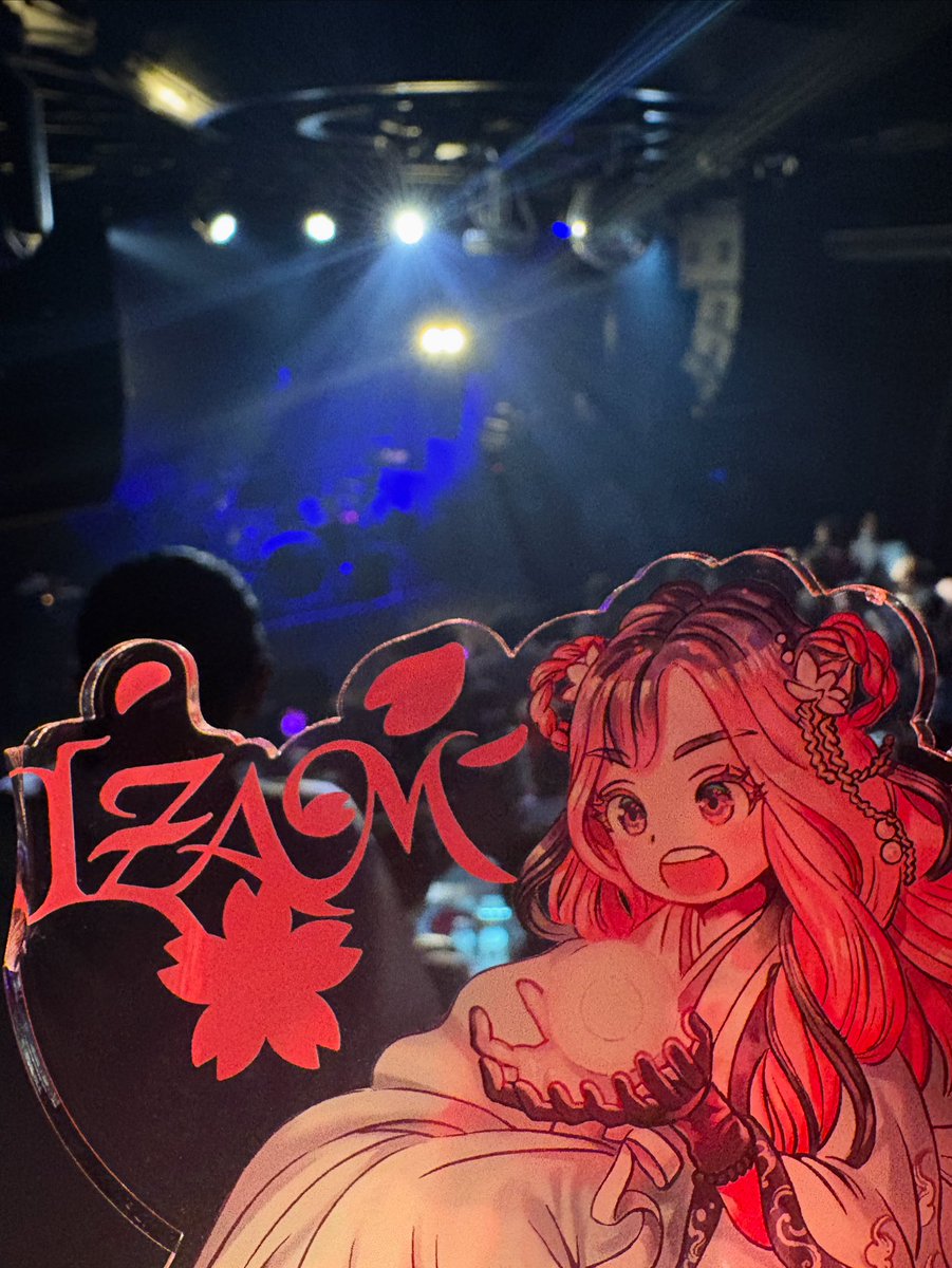 ichihi830's tweet photo. Merry Xmas🎄🤍✨
FC限定〝SHAZNA Xmas LIVE〟🌸👑🦜IZAMさんからまたPowerを頂いてきました(๑˃̵ᴗ˂̵)そして、素敵なパフォーマンスに魅了されました🫰🫶loveです♡ #SHAZNA #XmasLive #SHIBUYARING https://t.co/e01wagkXNP