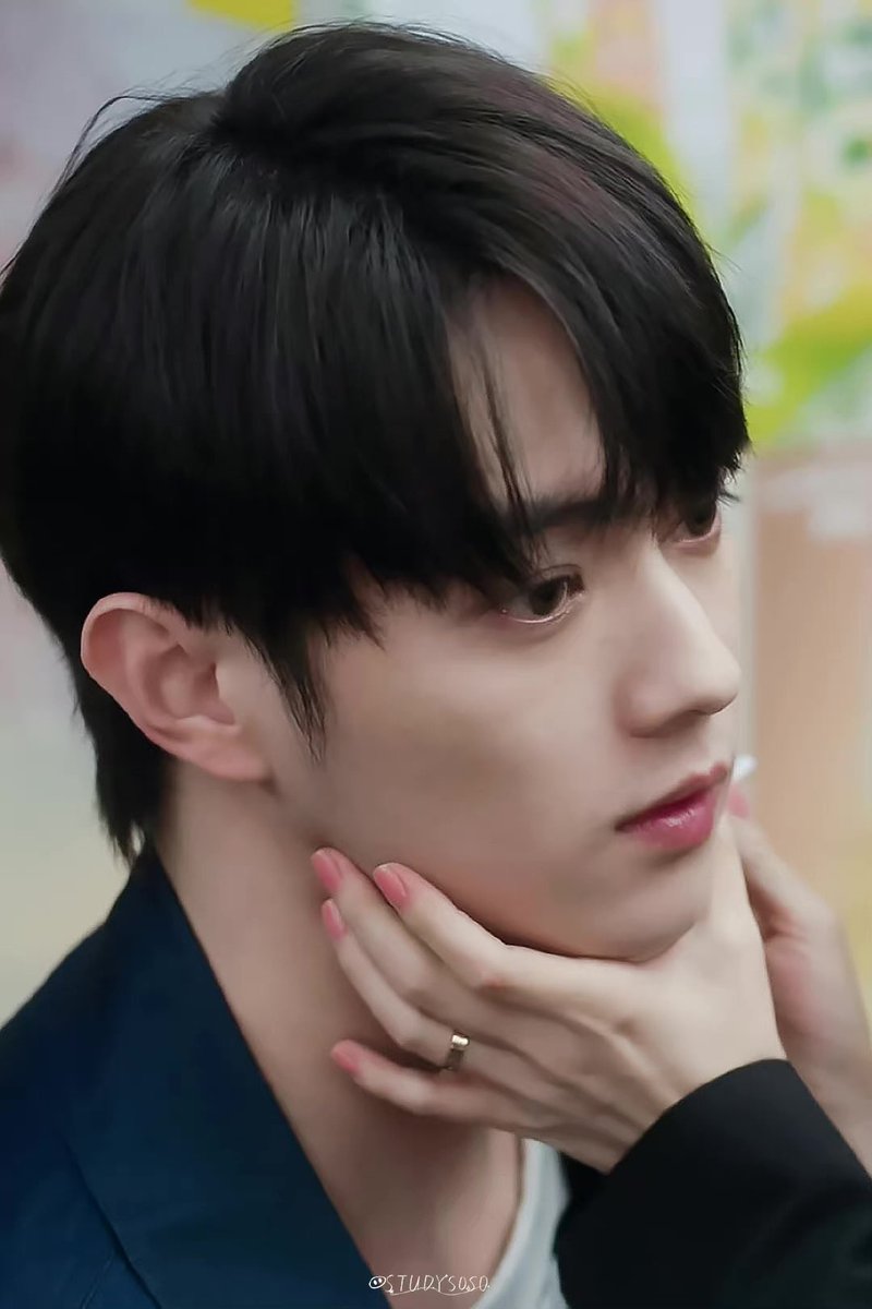 「訳あり」シュー・カイ  許凱　10枚入りキラキラカード Amazon.co.jp: ①シューカイ許凱 ポスター8枚 君の笑顔にメロメロ 許凱