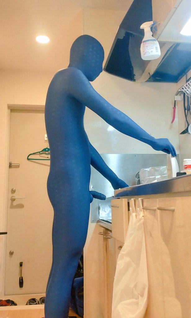 ゼンタイ着て料理