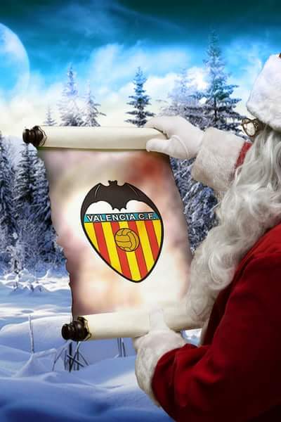 Feliz Navidad. Bon nadal. Que Papa Noel nos traiga lo que todos los Valencianistas deseamos: Lim go home.