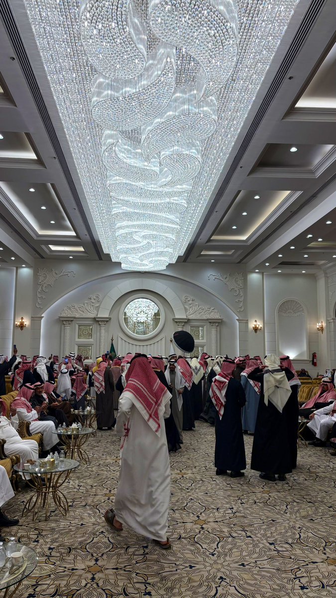 ‏قُوس tweet media