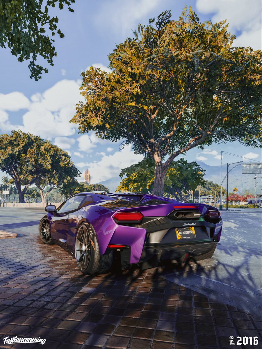 HAPPY HOLIDAYS FROM @thecrewgame @lamborghini &amp; me 🎄
♛
#fastlanegaming #TheCrewMotorfest #Motorfest #LamborghiniTemerario #LamborghiniCentenario