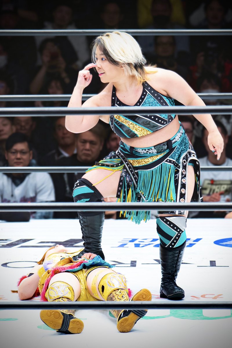 S！LK！！」👏 「S！LK！！」👏 狐伯さんの指さす方にはSLK！ #SLK