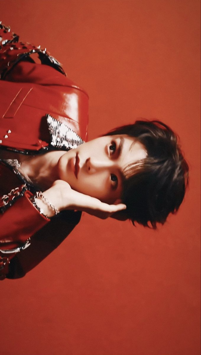 dingofdawn's tweet photo. Pretty boy in red~ merry xmas!!! ❤️❤️ https://t.co/60m1qZ8Ai2