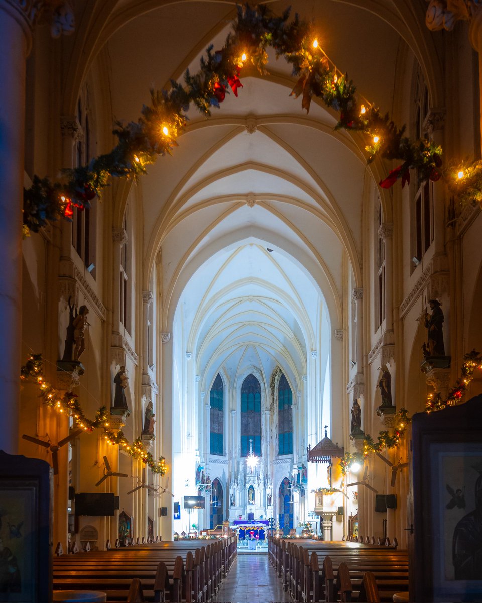ompsyram's tweet photo. Christmas in Mumbai https://t.co/6e3iJsllFk