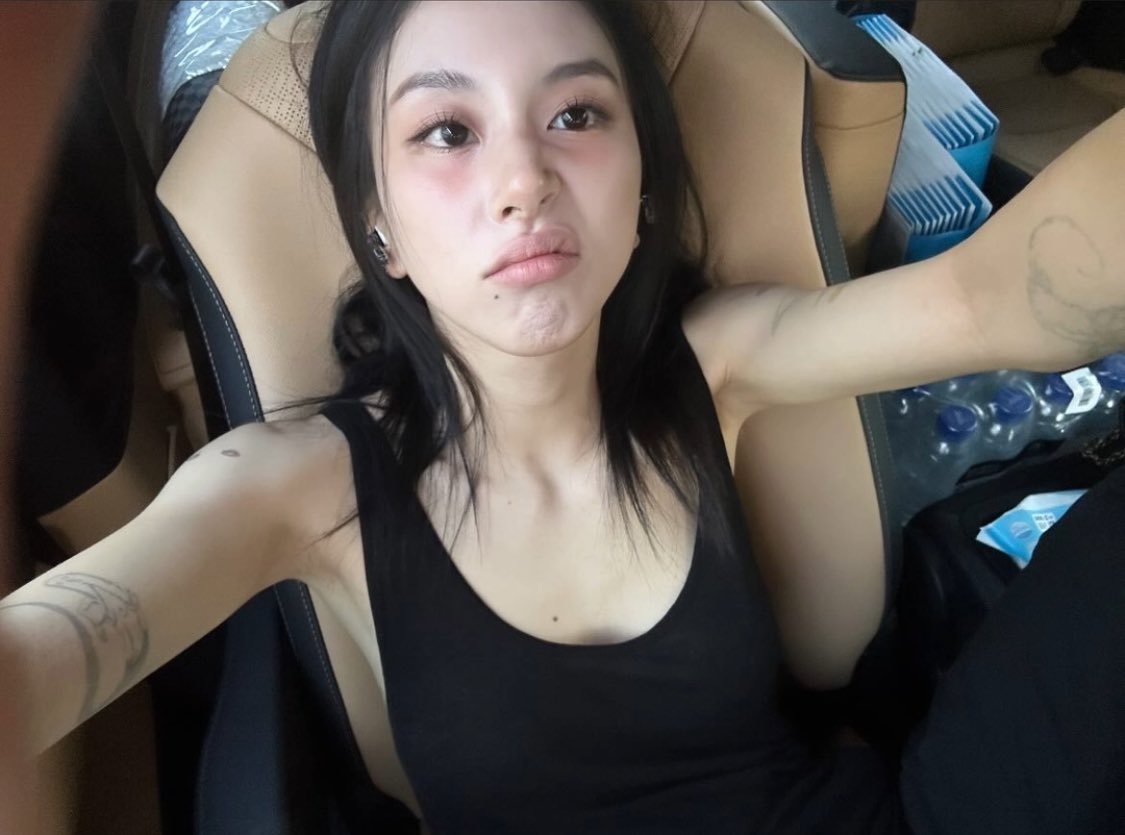 ۟ (@twscyily) on Twitter photo 