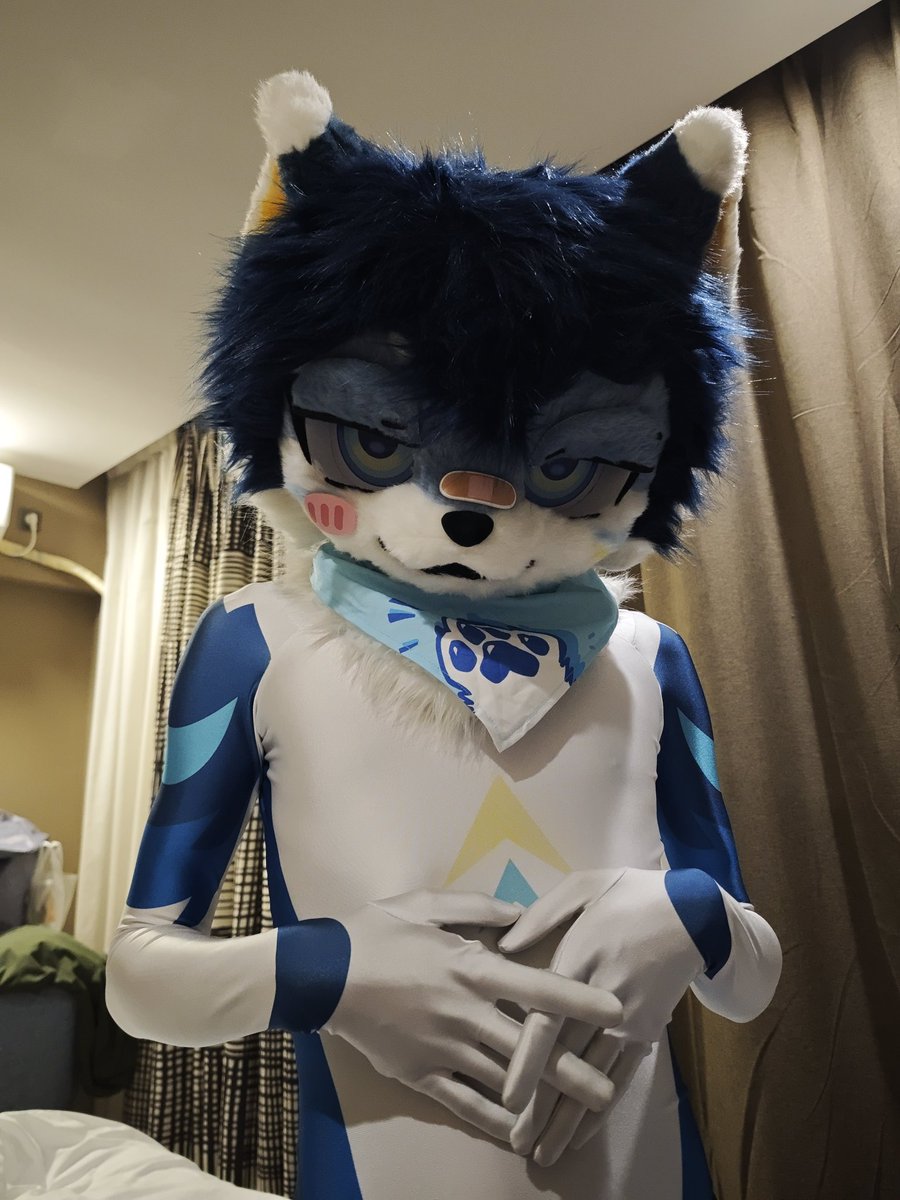 圣诞快乐~今晚我就是你的圣诞礼物w #furry #zentai