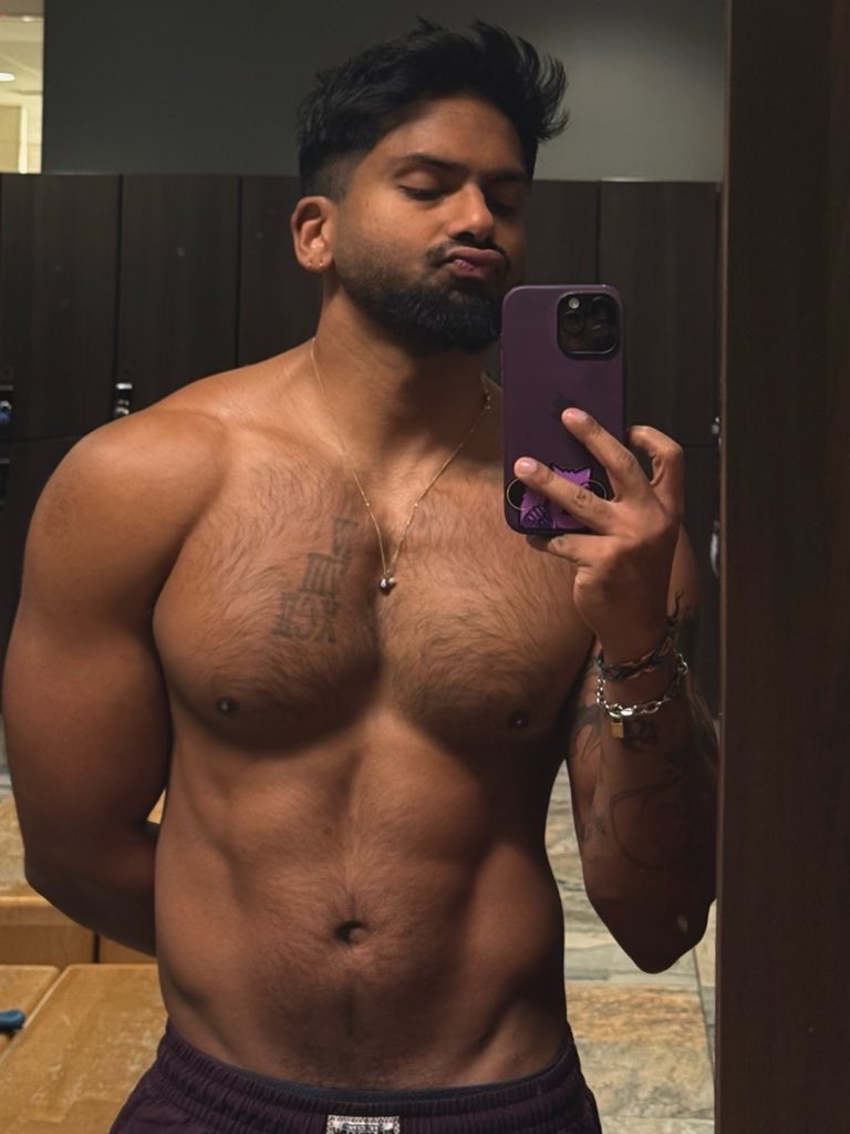 Vodkaontherockspls🍸 tweet media