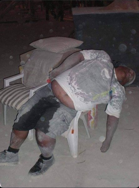 mí vieja: no vayas a empezar a tomar tan temprano 
yo a las 10 de la tarde: