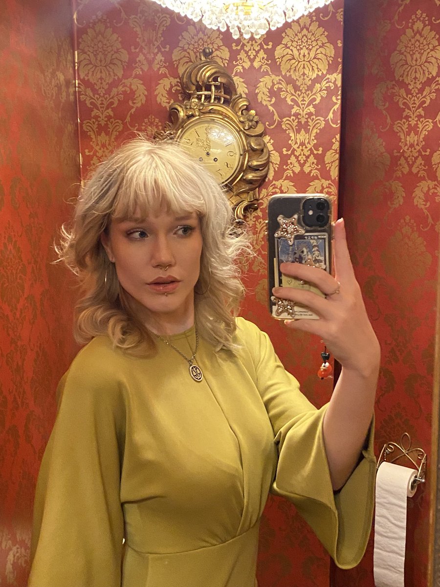 beerfangs's tweet image. god jul alla små stjärnor ⭐️