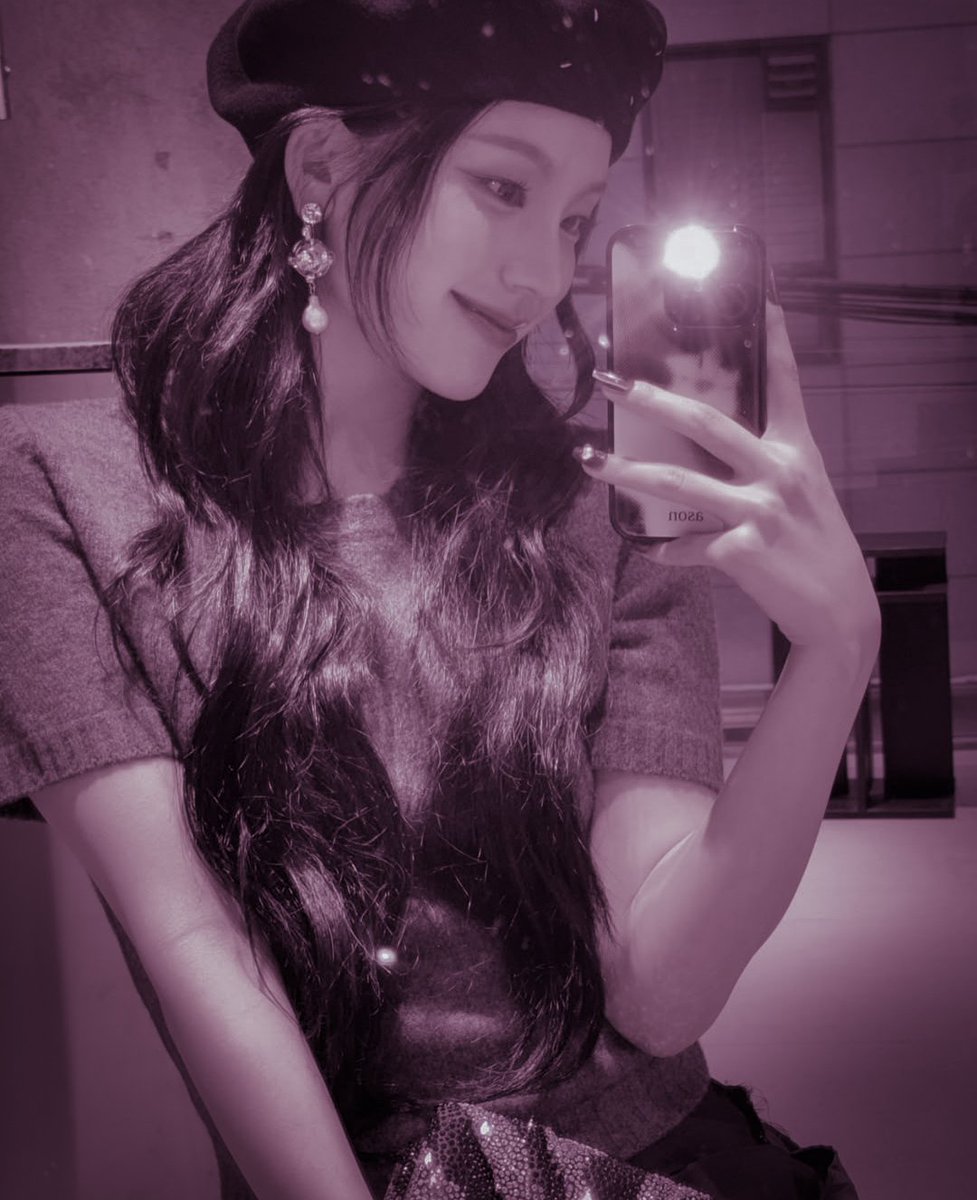 ᅟᅟ
ᅟᅟ𝓛es préparatifs de Noël! Je suis tellement impatiente  つ﹏<)･ﾟ. .
ᅟ ᅟ