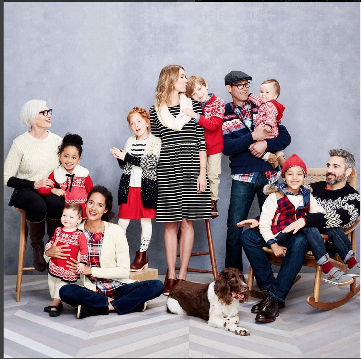 mayemusk's tweet image. Christmas is coming 🎶 🎶 
A few of my numerous Christmas modeling jobs in the past. 🎄🎄