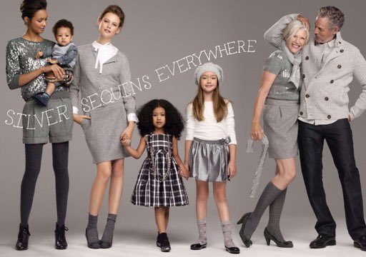 mayemusk's tweet image. Christmas is coming 🎶 🎶 
A few of my numerous Christmas modeling jobs in the past. 🎄🎄