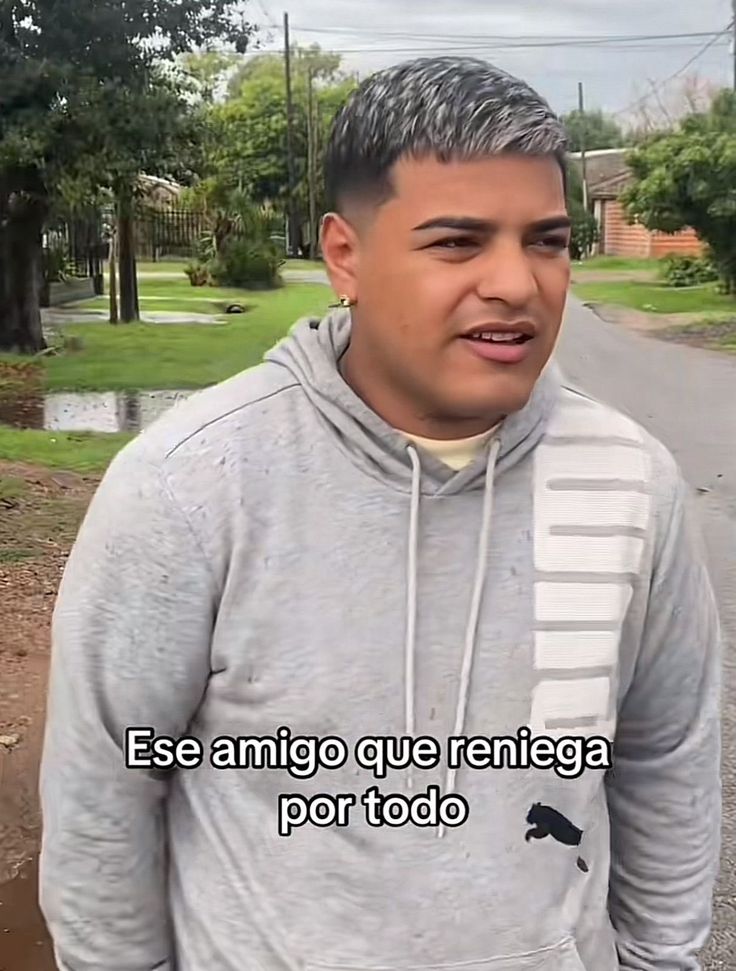 kagstones's tweet image. por que las fiestas son un dia donde las madres se vuelven tan insoportables hasta por la minima cosa